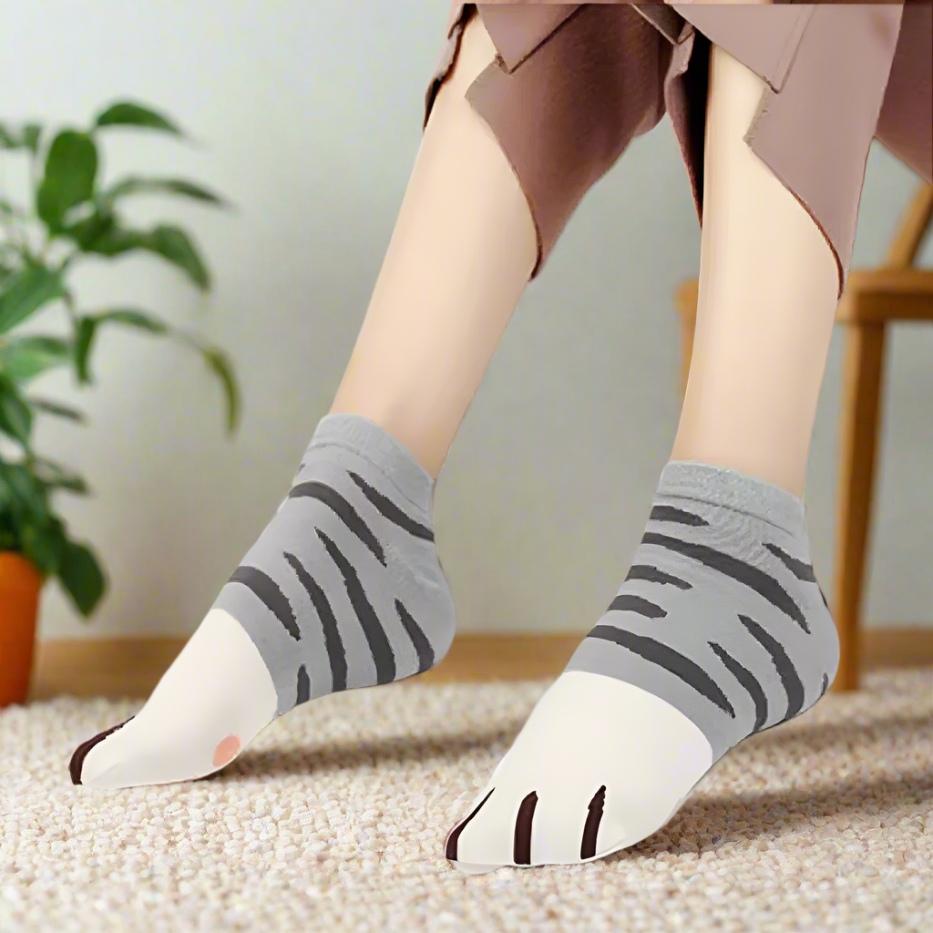 Cat Paw Ankle Socks